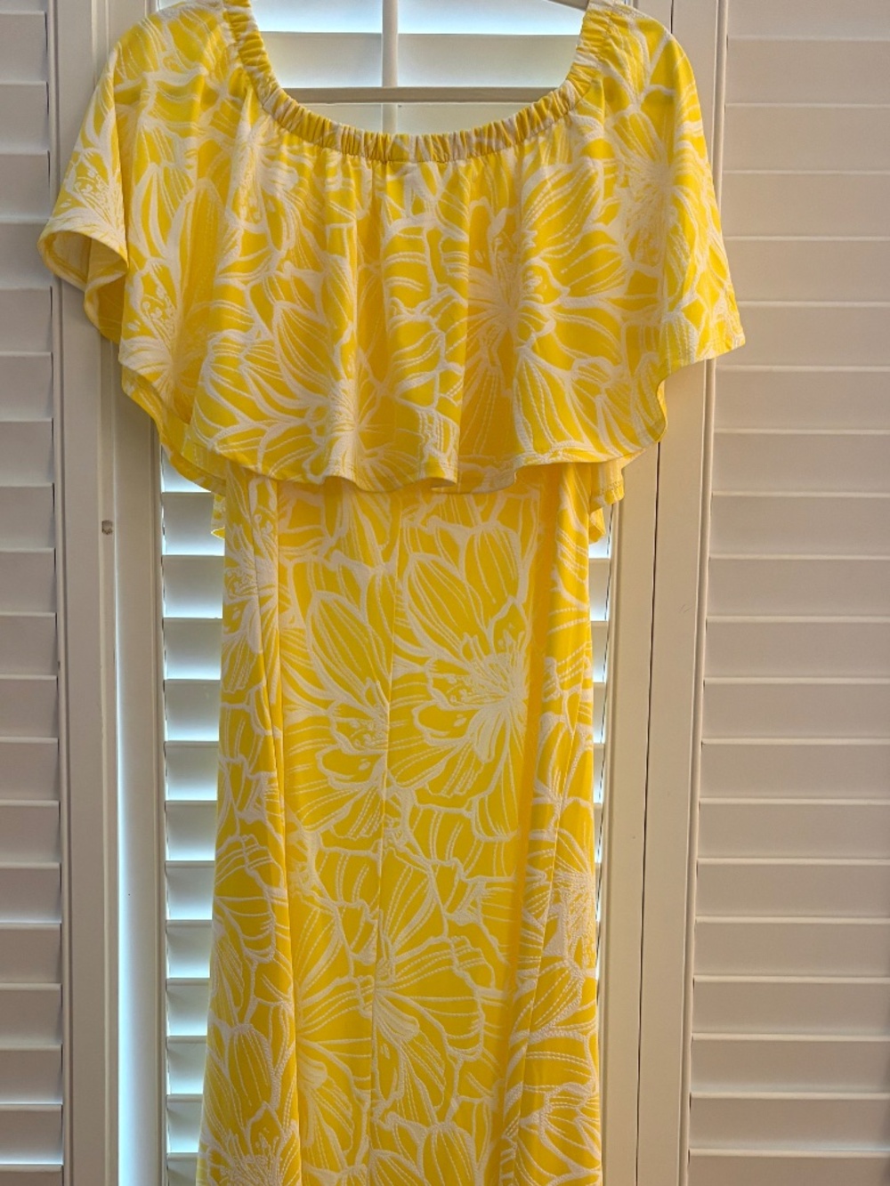 Ellen Weaver® Yellow with white embroidery off shoulder maxi dress Size L